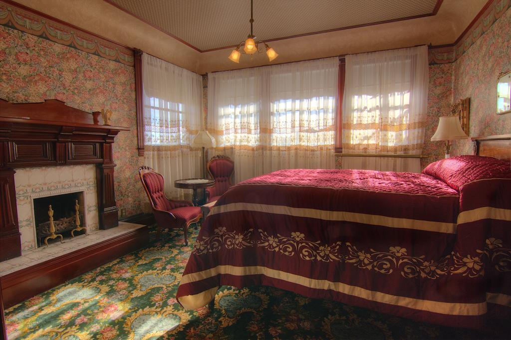 Gingerbread Mansion Bed and Breakfast Ferndale Værelse billede